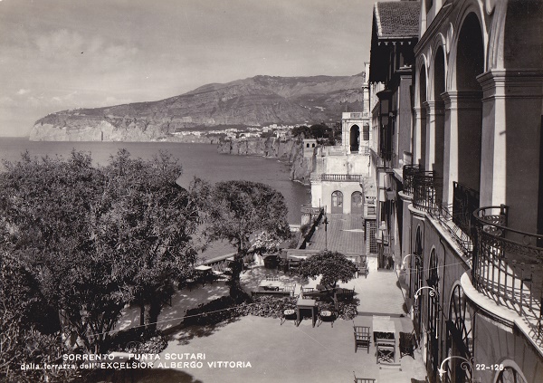 Sorrento (so24-135) Hotel Vittoria - NV