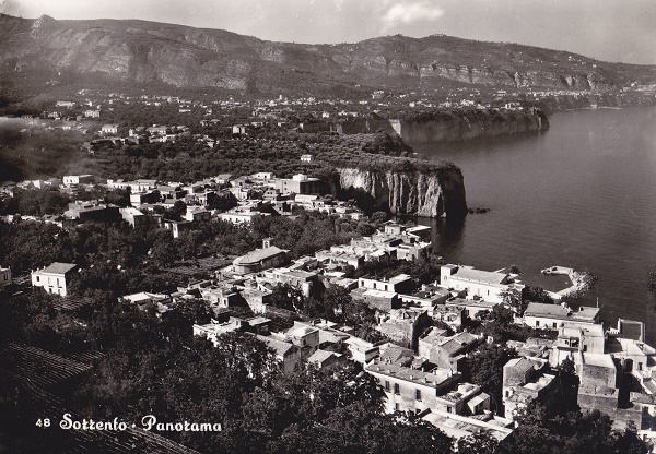 Sorrento (so24-80) Panorama da Meta - Viaggiata 1958