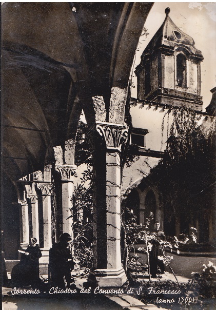 Sorrento (so23-0003) Chiostro di S. Francesco - Viaggiata 1957