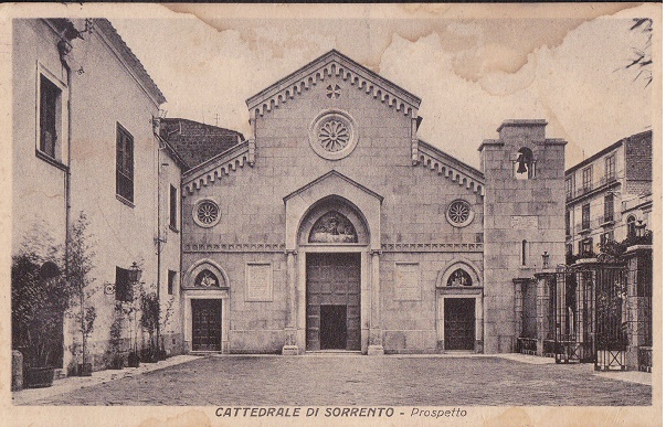 Sorrento (so24-0015) Cattedrale - Viaggiata a mano 1949