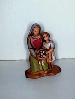 Madre e figlio con cesto 3,5