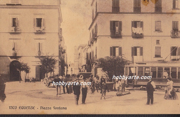 Vico Equense (ar-0252) Piazza Fontana - Viaggiata 1913