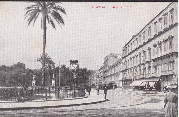 Napoli - Piazza Vittoria - NON Viaggiata  (ax-0117)-fp