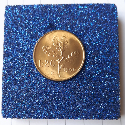 Anno 1990 lire 20 cm 5x5 blu