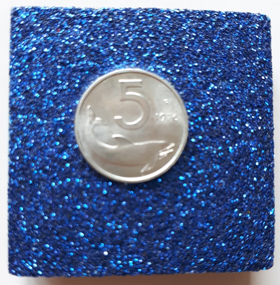 Anno 1976 lire 5 cm 5x5 blu