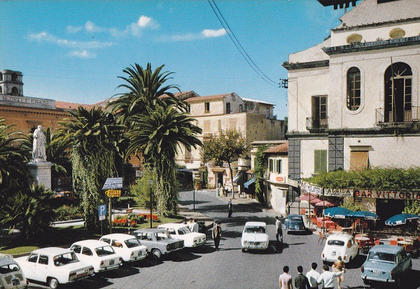 Sorrento (so24-9) Piazza S. Antonino - NV